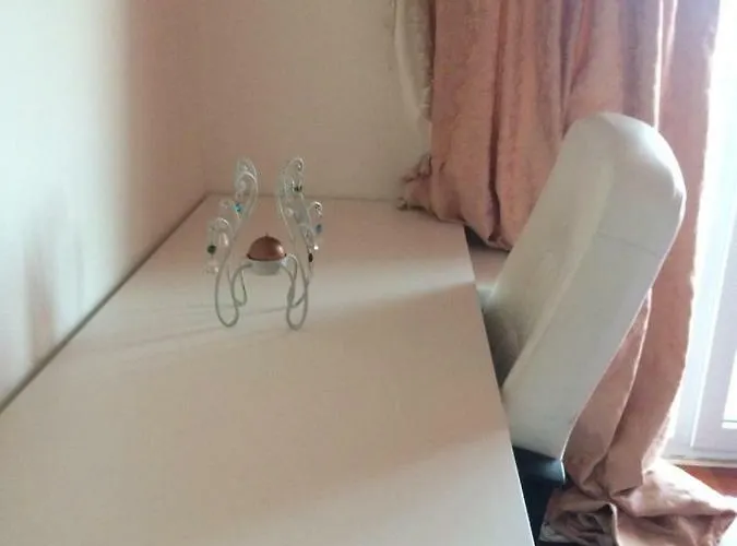 Sunny Golf And Free Parking Pensión 3*